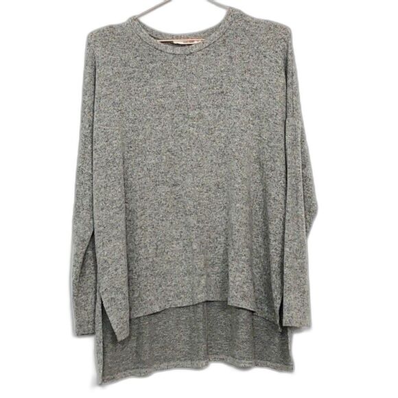 Sans Souci Tops - Sans Souci gray crewneck top new without tags medium 22G